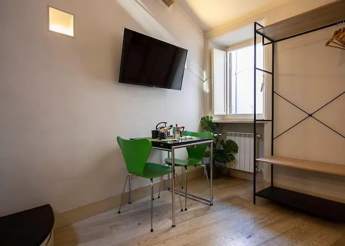 Fram Navona 3 *
