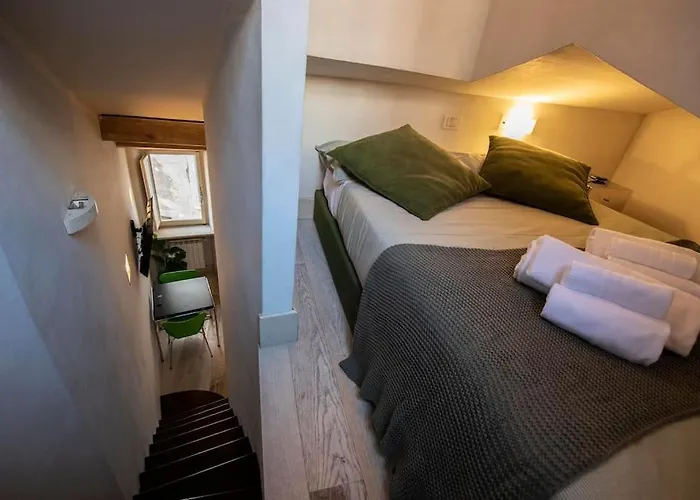 Fram Navona 3 *