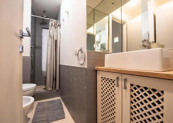 Fram Navona 3 *